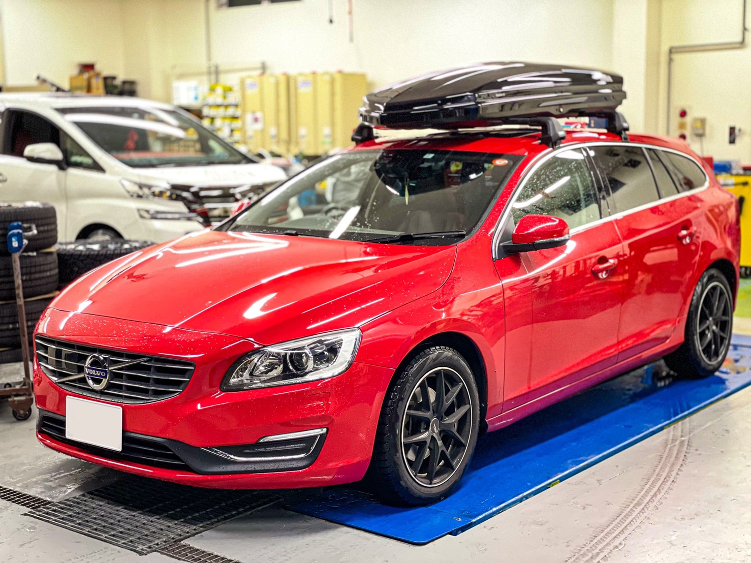 桜の花びら(厚みあり) ボルボ VOLVO V60用 純正ロードキャリア