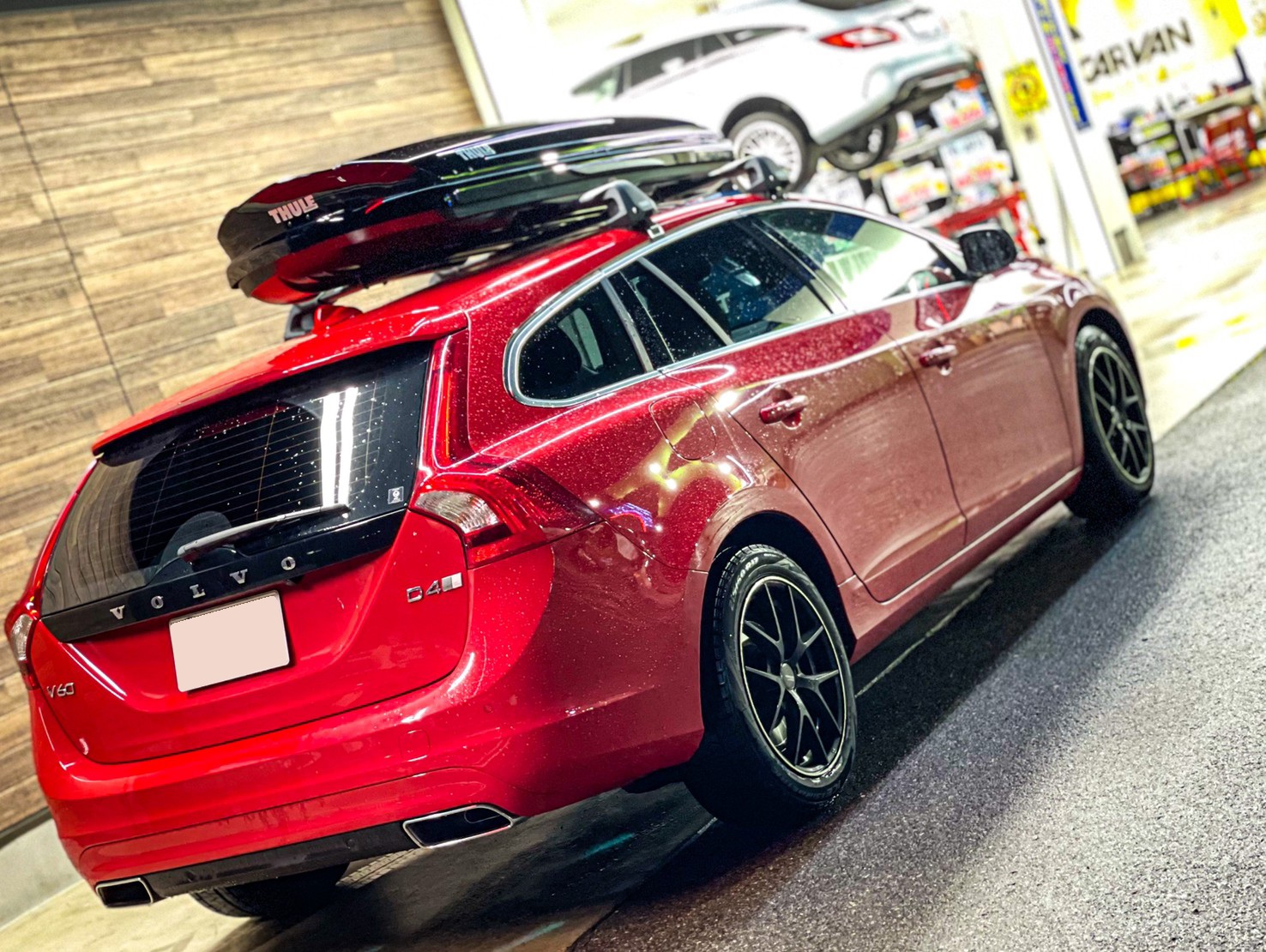 ボルボ V60 にTHULE製 ルーフボックス装着♪ THULE ならカルバン野々市