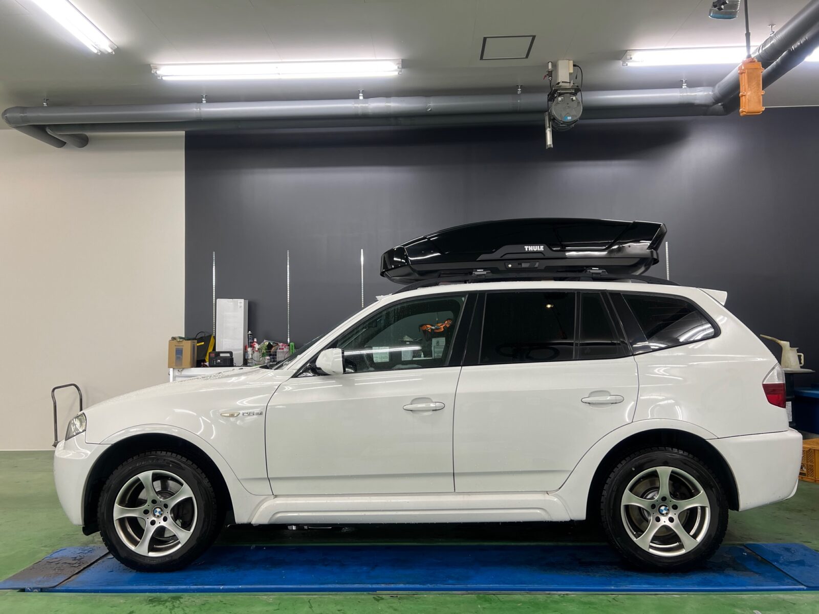 BMW X3にTHULE（スーリー）ルーフボックスの取り付け♪｜カルバン 富山本店ブログ｜カルバン